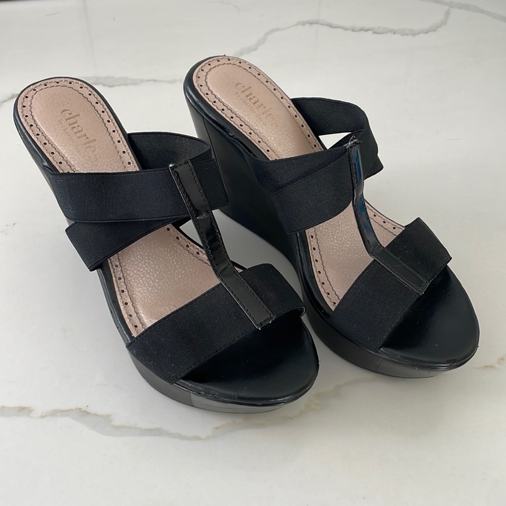 Charles David Black Wedge Heels